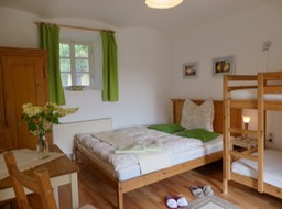Schlafzimmer1
